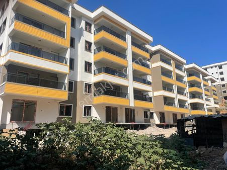 Kuşadası Değirmendere Bölgesi’nde Site İçerisinde Lansmana Özel Geniş 2 + 1 Daire