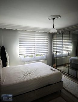 Celal Yedek Site İçerisinde Havuzlu Villa