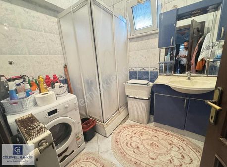 Ataşehir Kayışdağında 2+1 Arakat Daire