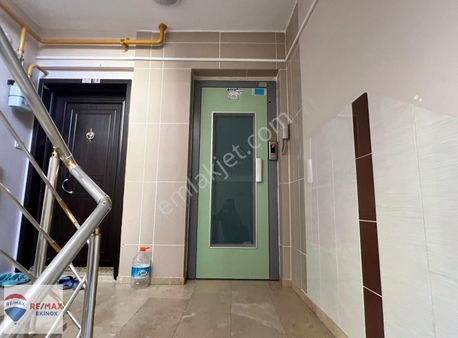 Siteler Mah.'de Asansörlü 5+1 Net 200 M2 Satılık Çatı Dubleksi !