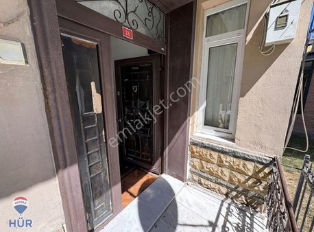 Remaxhür Esra Zurnacı'dan Ticaretin Kalbinde Satılık Tarihi Ev