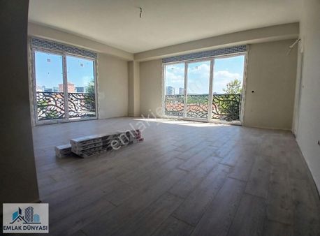 Dragosta Geniş Kullanımlı Arakatta 3+1 Sıfır Lüx Daire