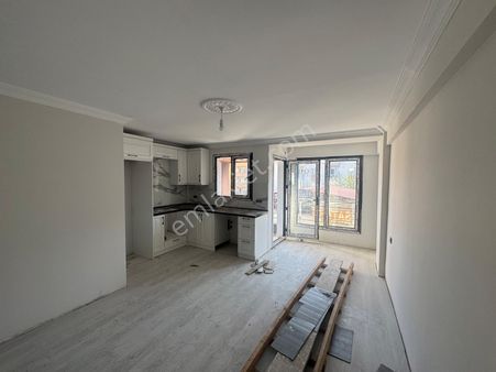 Kuzey Emlak’tan – Manisa Soma Fen Sürücü Kursu Mevkiinde Satılık 3+1 Dubleks Daire