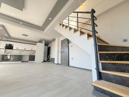 ▇▅ Ultralüx Tasarımlı Çift Mutfaklı Geniş Teraslı 3+1 Dublex