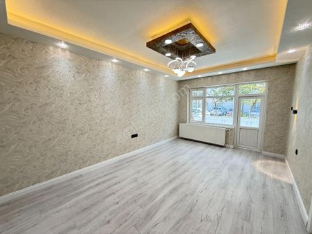 Aşağı Eğlence'de 3+1 Loft Yapılı Ön Güney Cephe Geniş Balkonlu