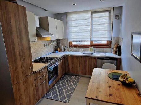 İskanlı, 15 Yaşında, Geniş, Lüks, Ebeveyn Banyolu Satılık 3+1 Daire