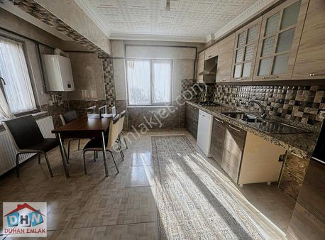 Duhan Emlak Dan Merkez De 3+1 Kiralık 130 M2 Daire