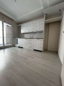 Turgutlu Satılık Şehitler Mah Sıfır 2+1 Oda 3. Kat 90m2 Asansörlü Otoparklı Doğalgazlı Daire