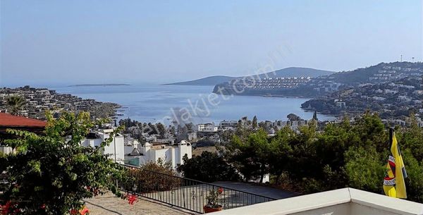 Deniz Manzaralı, Özel Havuzlu, Tam Müstakil Villa