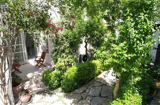 Bodrum Marinaya Düz Ayak Yürüme Mesafesinde 2+1 Dubleks Villa