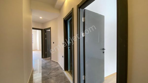 Güzelçamlı'da Sıfır Yapım Ara Kat Asansörlü Daire