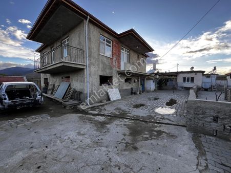 Rotadan Satılık Adsızda Arsası Geniş Müstakil