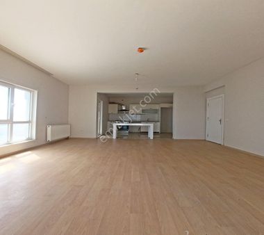 Star Towers Sitesi 3+1 155 Metrekare Ebebeyn Banyolu