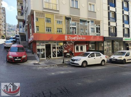 Güneyden Tülin Caddesinde Ziraat Bankasının Yanında Satılık Dükn