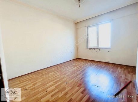 Hilal Gayrimenkul Den Konuksever Pazar Yakını Dublex