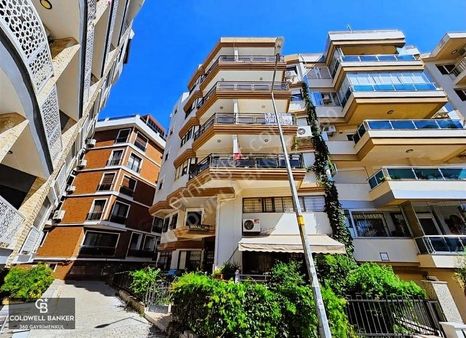 Karşıyaka Atakent Bestekar Sadi Hoşses Caddesi 3+1 Kiralık Daire