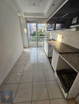 Geniş Ferah Ayrı Mutfaklı Ara Katta Daire