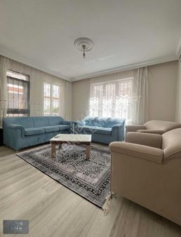 Kültür Lf09 Caddesinde Ayrı Mutfaklı Balkonlu 2+1 Eşyalı Daire