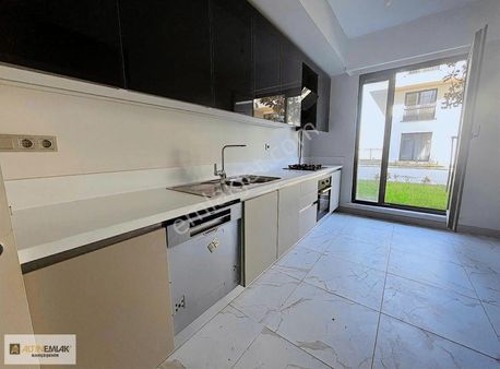 Bahçeşehir Vadi Evleri 1 Dubleks Bahçeli Teraslı 3+1 Satılık