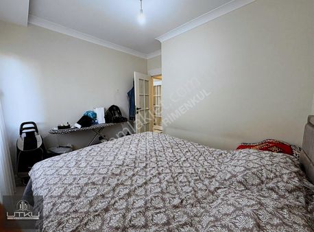 Erenköyde Minibüs Caddesine Yakın Genç Binada 74m2 Satılık 2+1