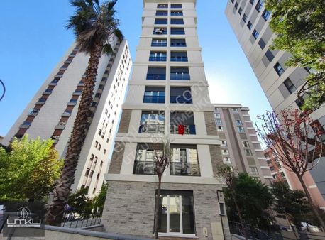 Şaşkınbakkalda Marmaray Bağdat Cad.aralığında 130m2 Satılık 3+1