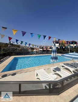 Oksijen Sitesinde Deniz Manzaralı Müstakil Tadında Kiralık Daire