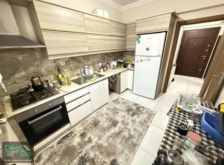 Deallife'dan Arslanbey Ekşioğlu Kardelen Sitesi Arakat 2+1 Daire