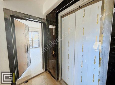 Taşyaka'da Erasta Avm Yanında Asansörlü Sıfır Ara Kat Fırsatı!