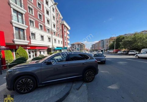 Dikmen Caddesi Üzerinde 210 M2 Satılık Dükkan