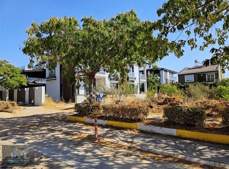 Orfe At Çiftliği Yakını 405 Mt 60 Emsal Villa Parseli