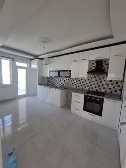 Yeni Hastane Karşisinda Satılık 3+1 Geniş Daire