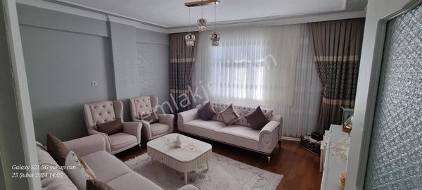 Sultanbeyli Adil Mahallesi'nde Satılık 3+1 Arsa Tapulu Daire