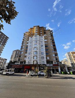 Esentepe Mahallesinde Temiz 3 + 1 Kiralık Daire