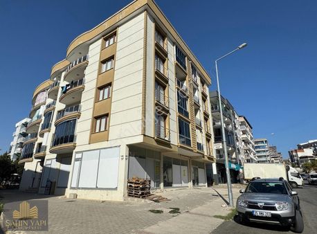 Menemen Uğur Mumcu İşlek Cadde Üzeri İyi Konumda 250 M2 Dükkan !