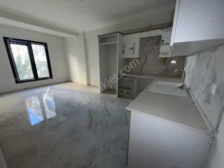Akhisar Reşatbey Mh.prestij Caddesi Satılık Açık Mutfaklı 2+1 Sıfır Daire