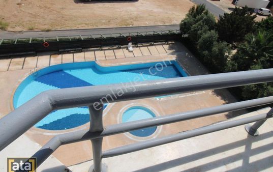 Mersin Yenişehir De 4+1 2 Bloklu Havuzlu 4.kat Gkd Cephe
