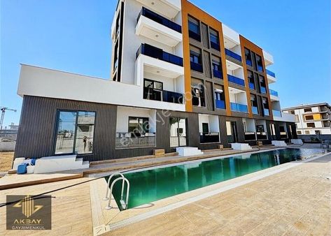 Altıntaş 40'lık Yolda Kapalı Otoparklı Havuzlu 3 Bloklu Site 1+1