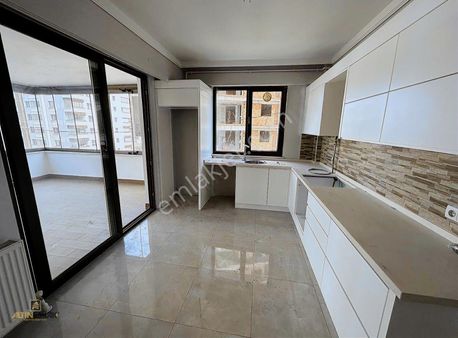 Altın Emlak Trabzon Yıldızlıda Satılık 3+1 Daire