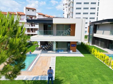 Denize İlk Site 4+1 Özel Havuzlu Sıfır