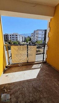 Acill Kuşadası Davutlarda 2+1 Tam Merkezde Satılık Dire