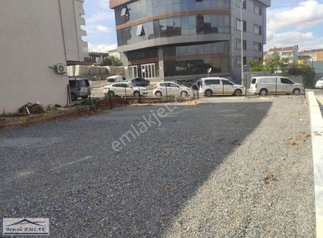 Ferhatpaşa Yedpa Ya Yakın Etrafı Çevrili Kiralık Arsa