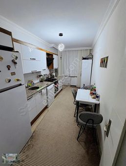 Akman Gayrimenkul'den Muradiye'de Site İçi Satılık 2+1 Daire