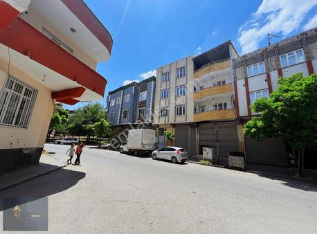 Çağdaş Mh 193m Ana Cadde Üzeri 2adet Dükkan 3daire Satlık Bina