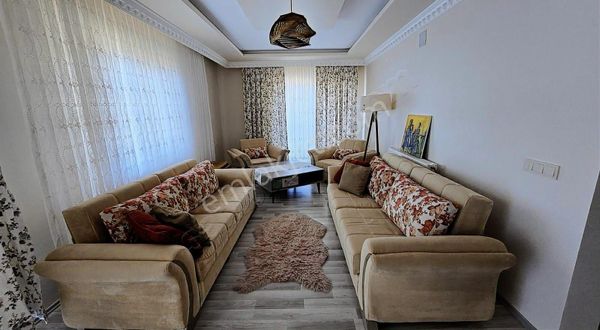 Gölhisar Konak Mah. Full Eşyalı Kiralık Daire 2+1