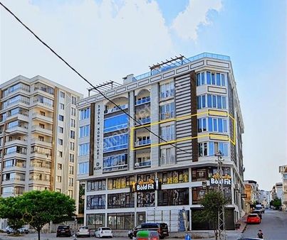 İlkadım-derebahçe'de Lüx-masrafsız Satılık Fırsat 4+1 Daire !!!