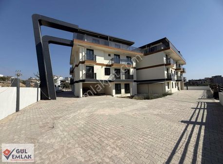 Luvı Rezitans'ta Satılık 1+1 Araç Takaslı