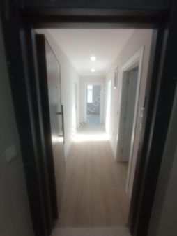 1.69 Krediyle Arnavutköy Merkez'de Satılık Lüks 2+1 Ara Kat Daire