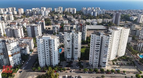 Acc Homes'tan Çağlayan Rıza Ünal Sitesinde Deniz Manzaralı 2+1