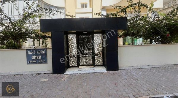 Çağlayanda Havuzlu Sitede E.banyolu Eşyalı Kiralık 2+1 Daire
