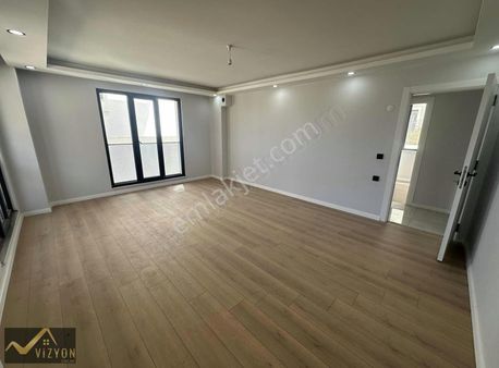 Vizyon Emlaktan Satılık 2+1 Arakat Butik Site İçi Ön Cephe